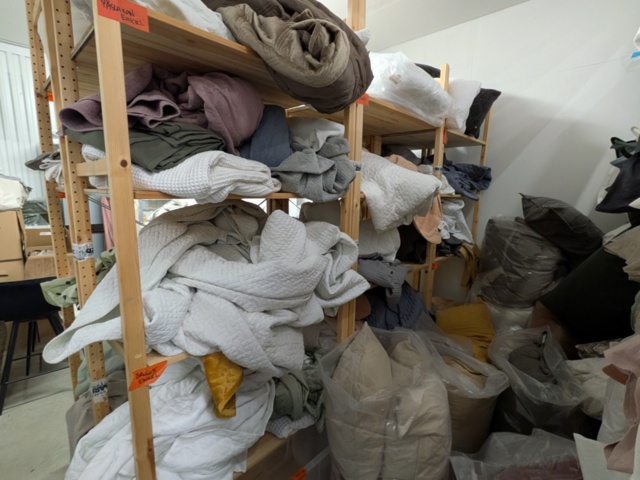 1256101-14 Homestyling lager 2, sängar, sängtextil, kuddar, möbler, matstolar