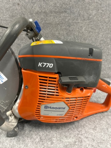 1368639-2 Kapmaskin med extra kapskivor - Husqvarna K 770