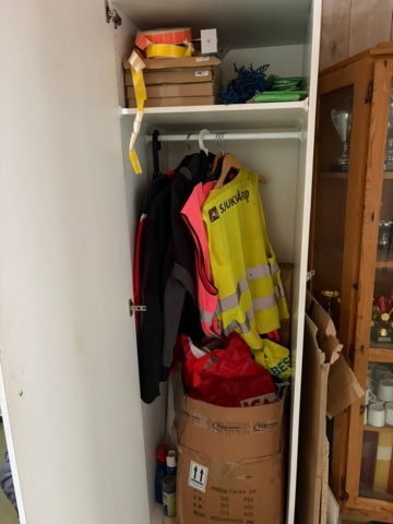 1476221-4 Funktionärsutrustning, sjukväskor, flaggor