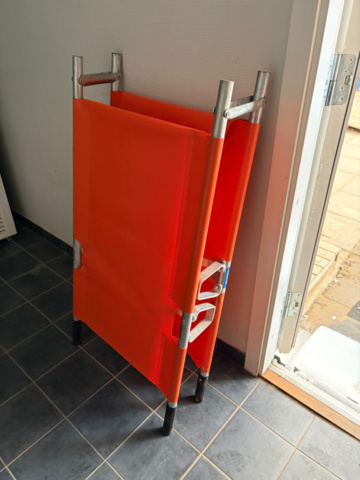 1476221-8 Funktionärsutrustning, sjukväskor, flaggor