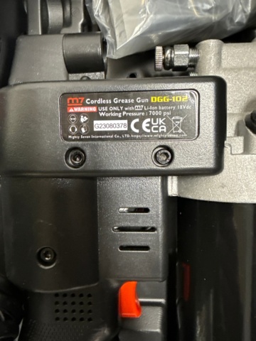 1368640-3 Samling med elhandverktyg, mätinstrument och verkstadsobjekt