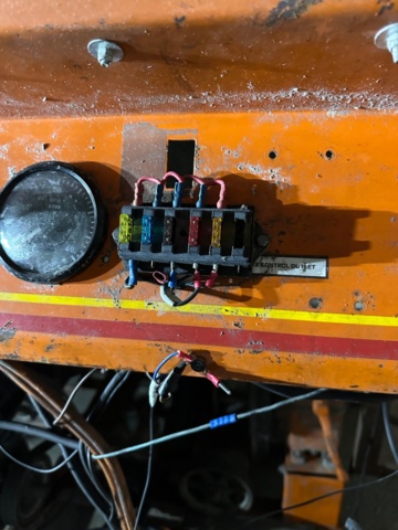 1404415-2 Loose wool machine - Volu-Matic III