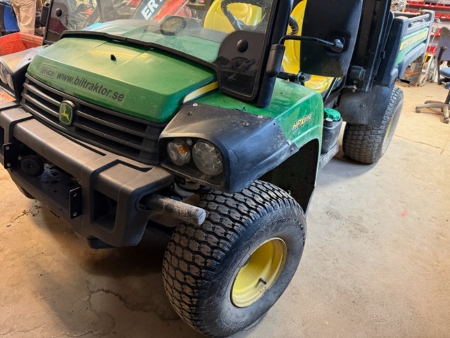 1405513-9 Arbets- och transportfordon - John Deere HPX815E