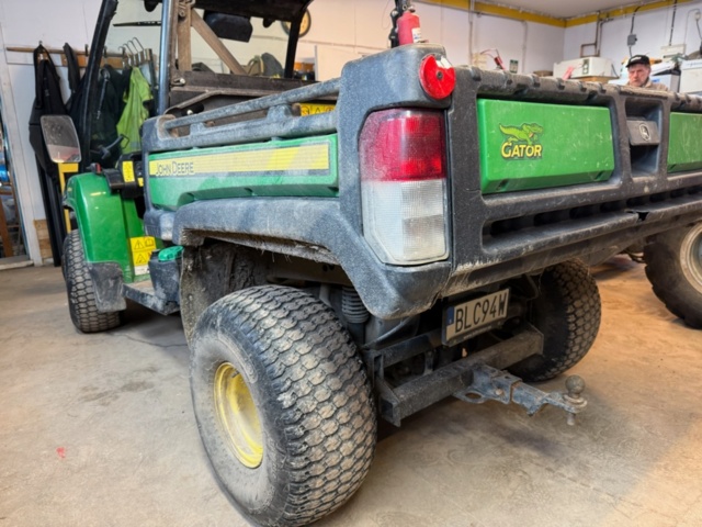 1405513-14 Arbets- och transportfordon - John Deere HPX815E