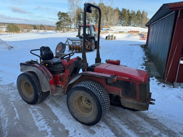 1405515-1 Tractor - Carraro SRX 8400