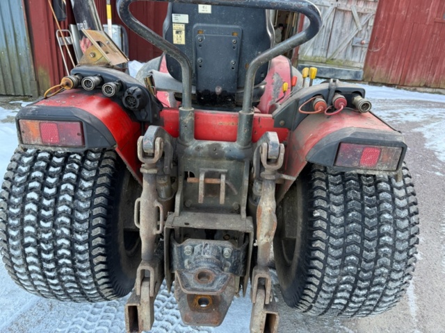 1405515-6 Tractor - Carraro SRX 8400