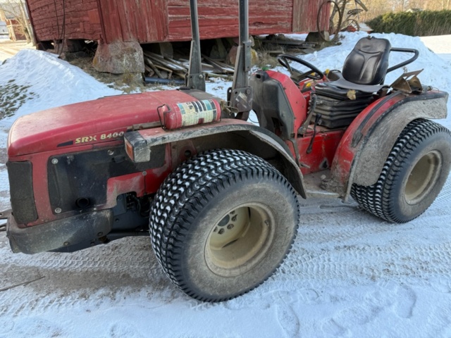 1405515-15 Tractor - Carraro SRX 8400