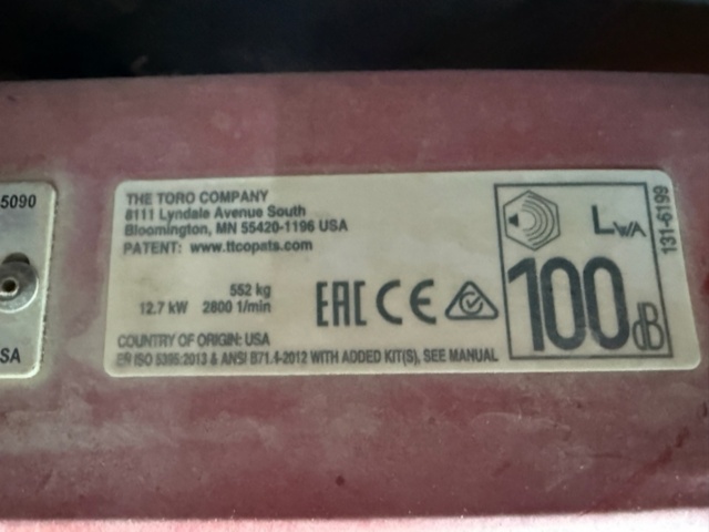 1405516-7 Riding Mower - Toro Greensmaster 3250D