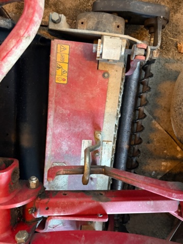 1405516-14 Riding Mower - Toro Greensmaster 3250D