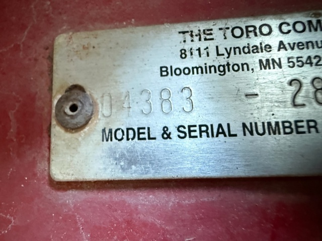 1405517-12 Riding Mower - Toro Greensmaster 3250D