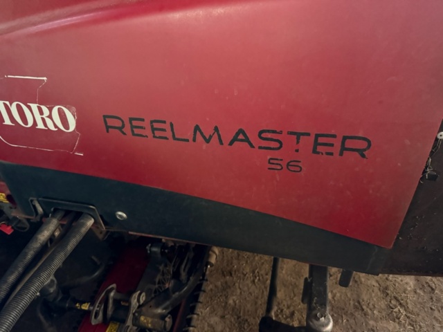 1405519-2 Riding Mower - Toro Reelmaster 5610