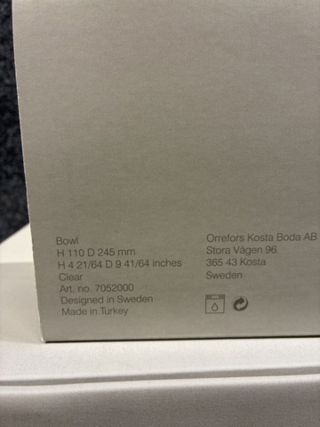 1483513-5 2 glass bowls, Kosta Boda