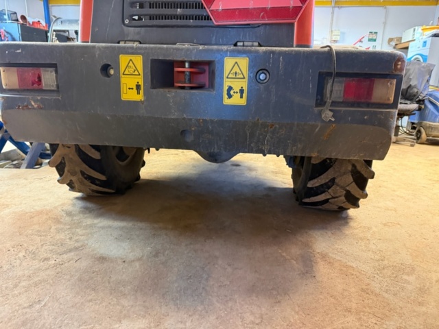 1405524-6 Hjullastare - Everun ER16