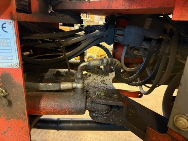 1405524-10 Hjullastare - Everun ER16