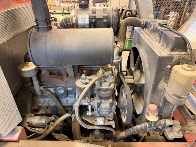 1405524-23 Hjullastare - Everun ER16