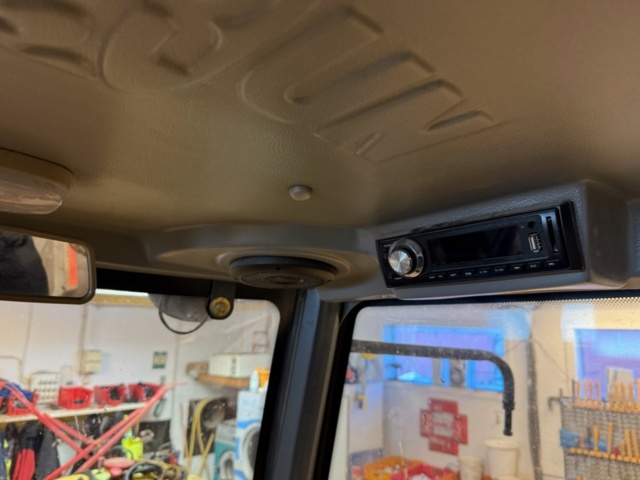 1405524-27 Hjullastare - Everun ER16