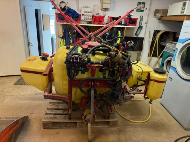 1405536-1 Jordbruksspruta - Hardi 1203-NK-400–BK/3