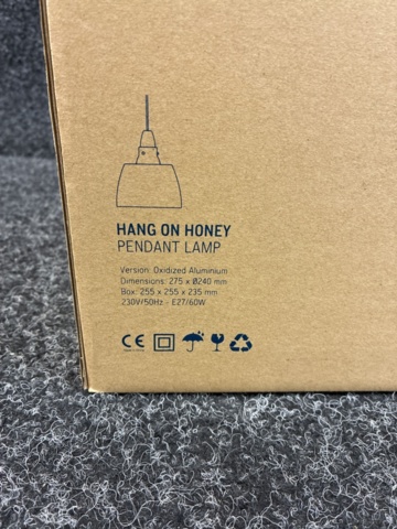 1483608-2 Pendellampa New Works Hang On Honey