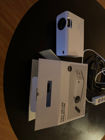 1405508-4 Projektor och projektorduk