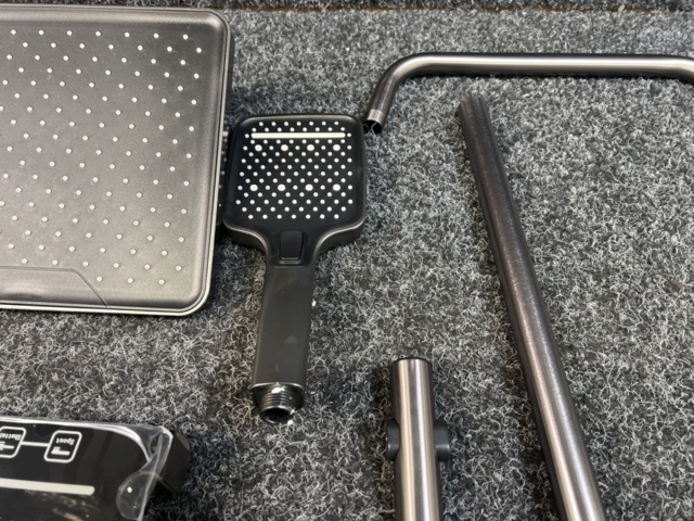 1485935-11 Shower set Luxury Aluminum