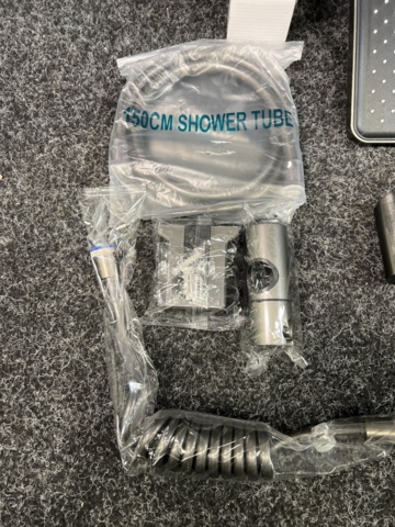 1485935-13 Shower set Luxury Aluminum