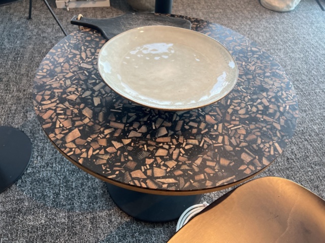 1469552-12 Kontorsinredning - Golvskåp, sidobänk, inredningsdetaljer, m.m.