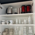 1469556-2 Kitchen accessories - Coffee maker, plates, glasses, etc.