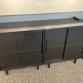 1469555-2 Kontorsinredning - Golvskåp, skärm, whiteboard, m.m.