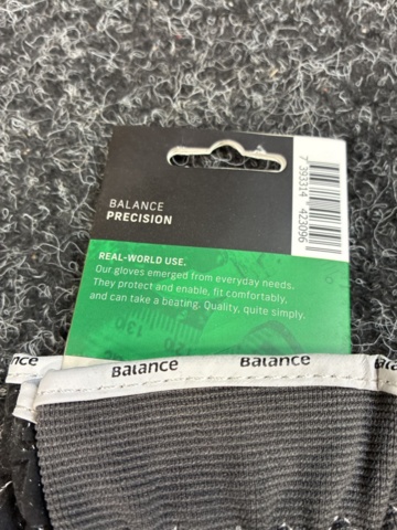 1485997-5 16 pcs Balance work gloves, size 9