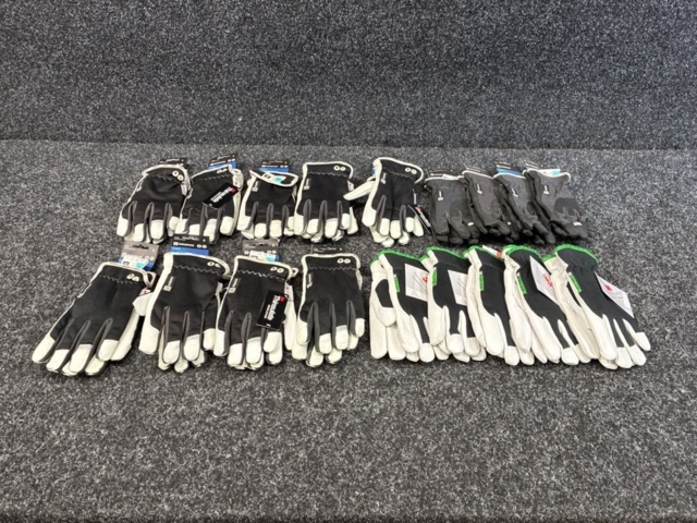 1485998-1 18 pcs Work gloves, size 8