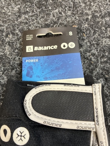 1485999-13 29 pcs Work gloves Balance, size 8