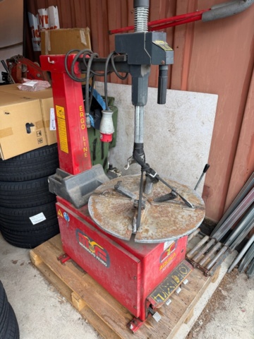 1411421-5 Tire machine – Mondolfo Ferro Aquila AS 933