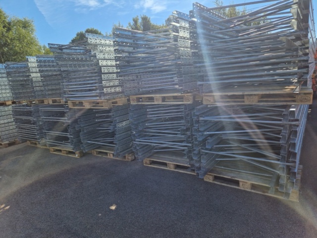 1486130-8 50 sektioner pallställ och 270 balkar