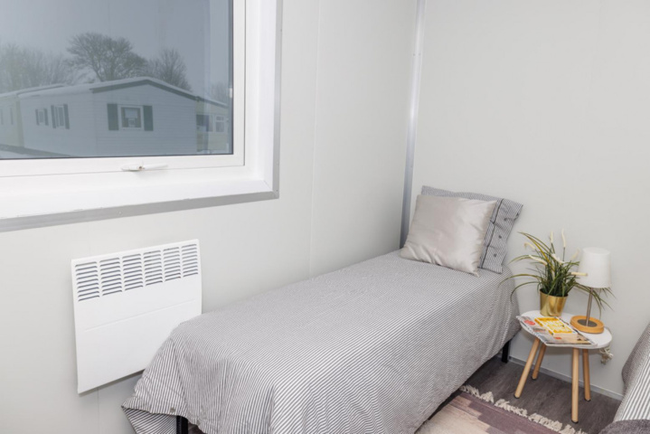 1486151-60 Boendecontainer – 40’ HC med 2 studiolägenheter (oanvänd)