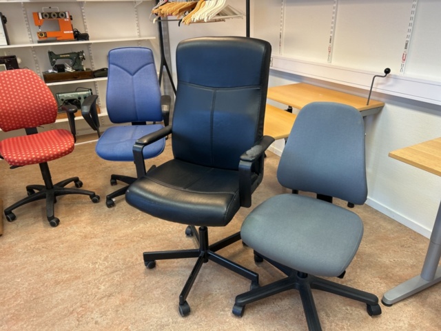 1457468-3 Office and lounge chairs 6 pcs