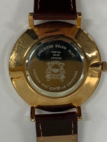 1416748-63 Wristwatch, power bank, sunglasses, etc.