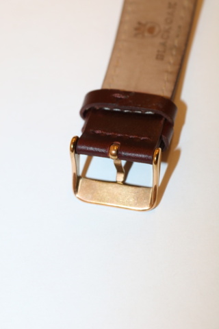 1416748-71 Wristwatch, power bank, sunglasses, etc.