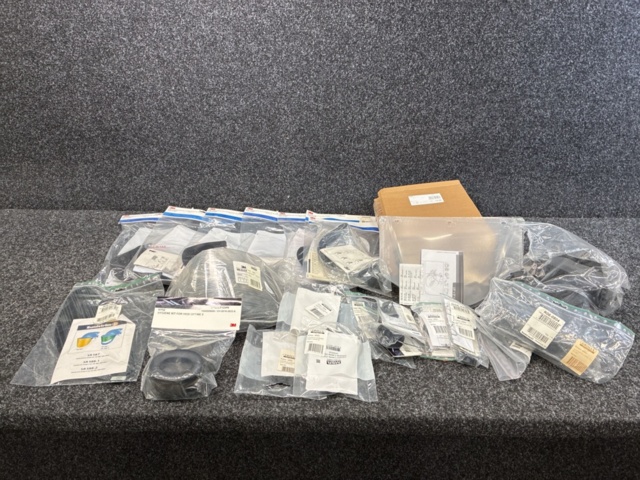 1486105-1 Sortiment med tillbehör för personlig skyddsutrustning