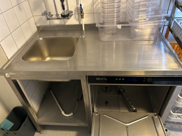 1368655-4 Dishwasher with accompanying sink, workbench and sink trolley - Wexiödisk WD-4S -2024