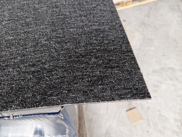 1486625-5 Textilplattor/mattor 120 m² - Carpet Title F-13 (Mörkgrå) -2025