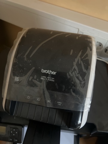 1469592-5 Office furniture with various printers - HP, Brother, Canon