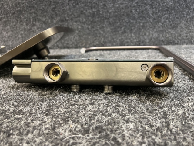 1485961-13 Takdusch med intelligent digital display, grå/antracit