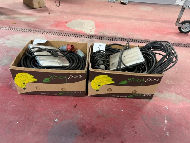 1486760-1 Work lighting and electrical cables