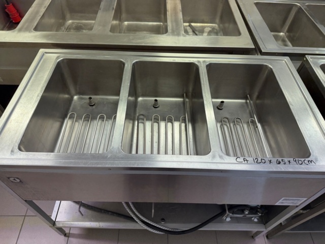 1140911-3 Heating system with 3 wells - Electrolux
