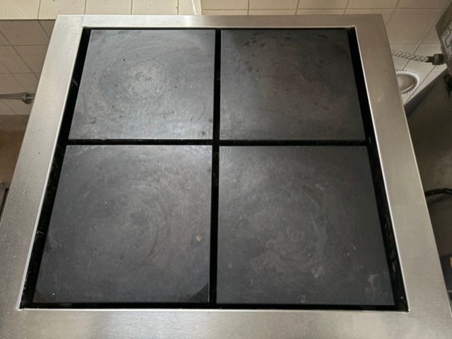 1486661-3 Electric stove with 4 burners - Fribergs FS 4090 - 2017