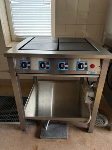 1486661-1 Electric stove with 4 burners - Fribergs FS 4090 - 2017