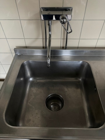 1486662-3 Stainless steel sink with bowl and shelf