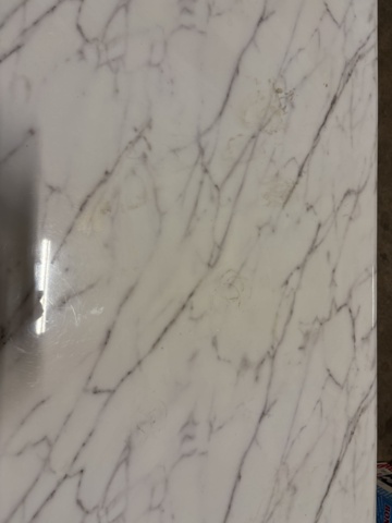 1404487-3 Marble table