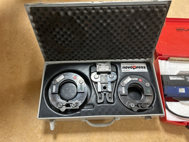 1470225-2 Press machine - Novopress / Geberit Mapress ECO 301