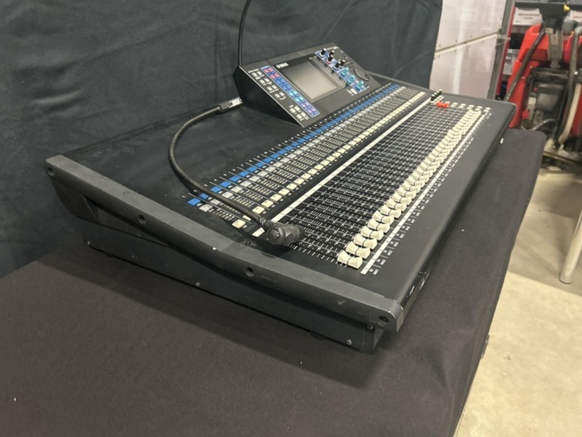 1486160-8 Digitalmixer - Yamaha LS9-32